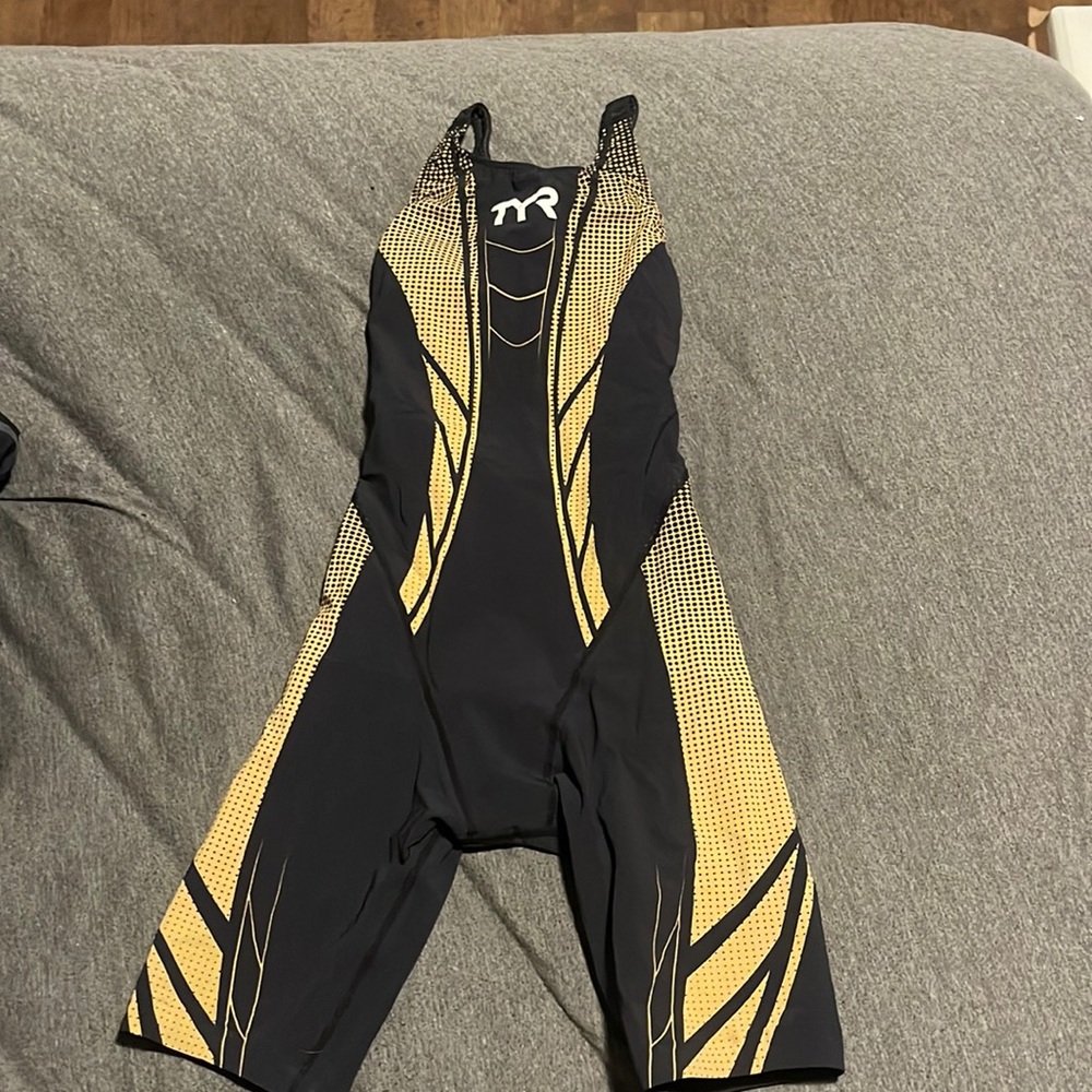 TYR tech suit